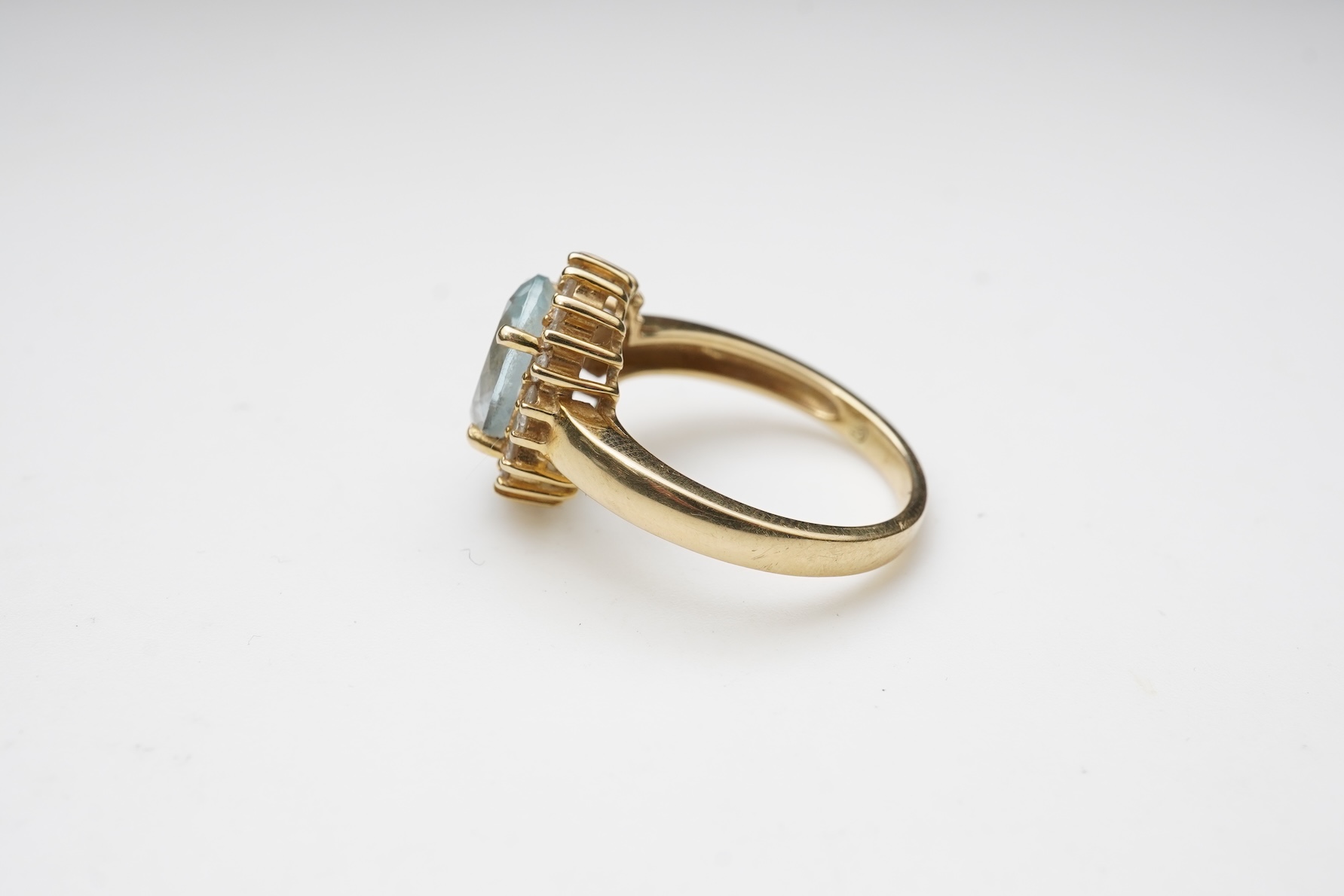 A set of aquamarine jewels